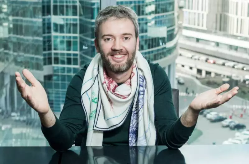 Олег Янкелев, генеральный директор FinEx, на этом фото как бы олицетворяет наши эмоции по поводу произошедшего